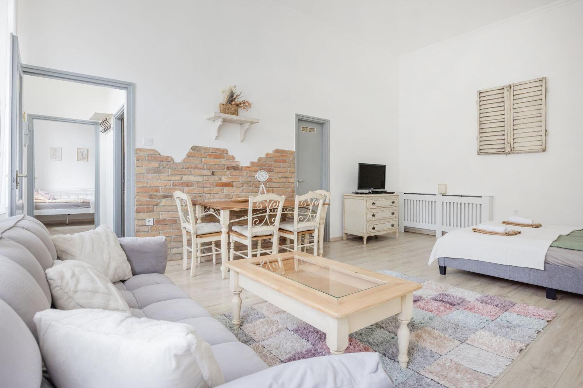 Apartmán A Touch Of Provence And Pastels In The Centre Budapešť Exteriér fotografie