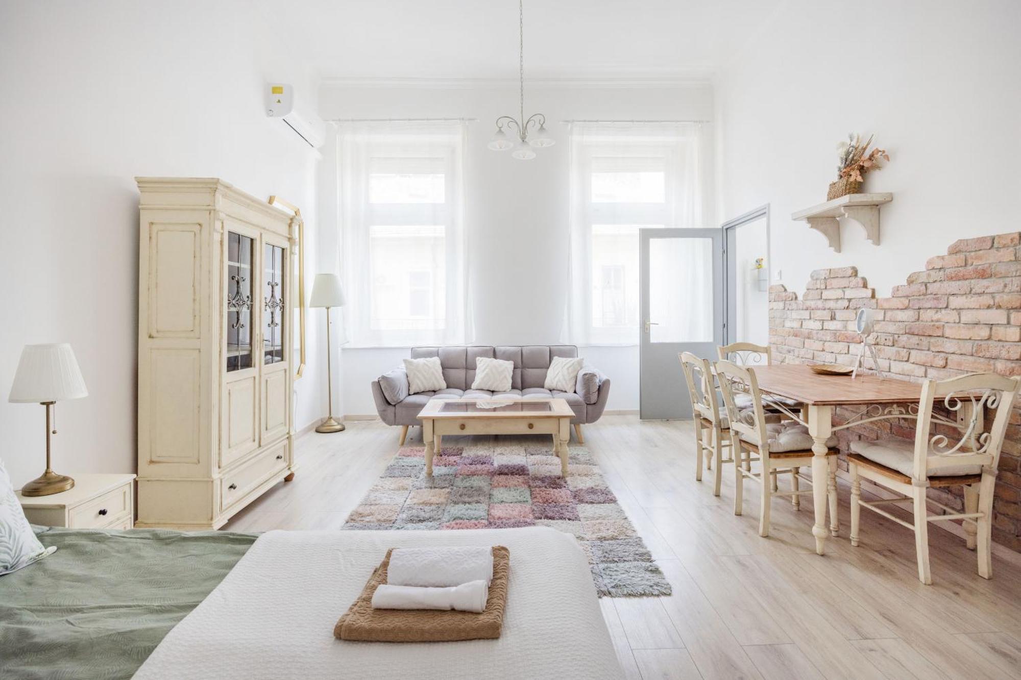 Apartmán A Touch Of Provence And Pastels In The Centre Budapešť Exteriér fotografie