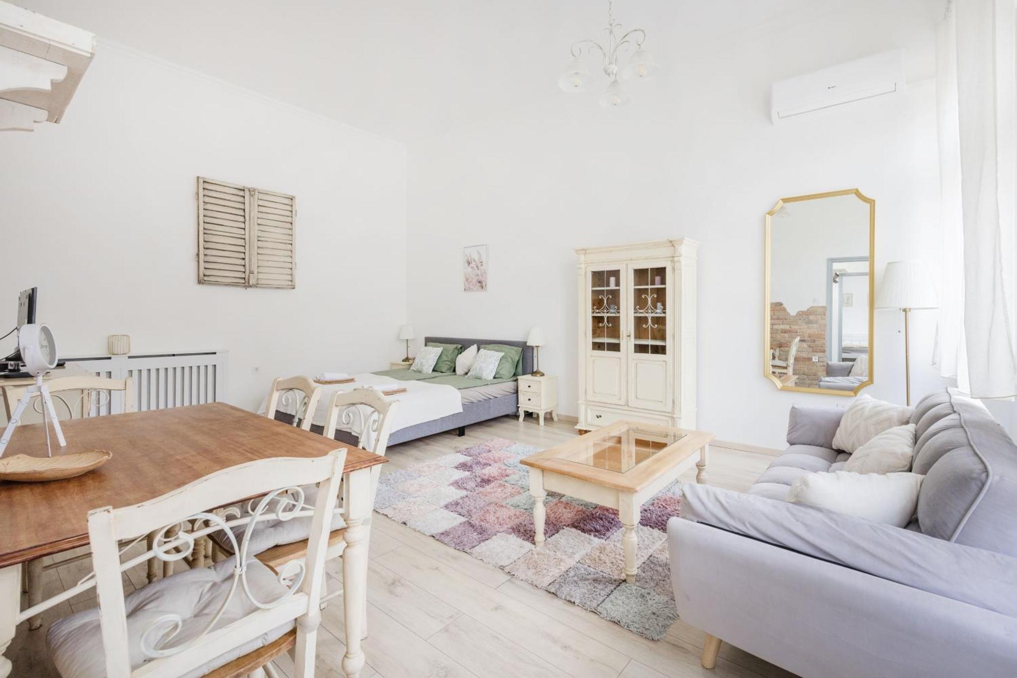 Apartmán A Touch Of Provence And Pastels In The Centre Budapešť Exteriér fotografie