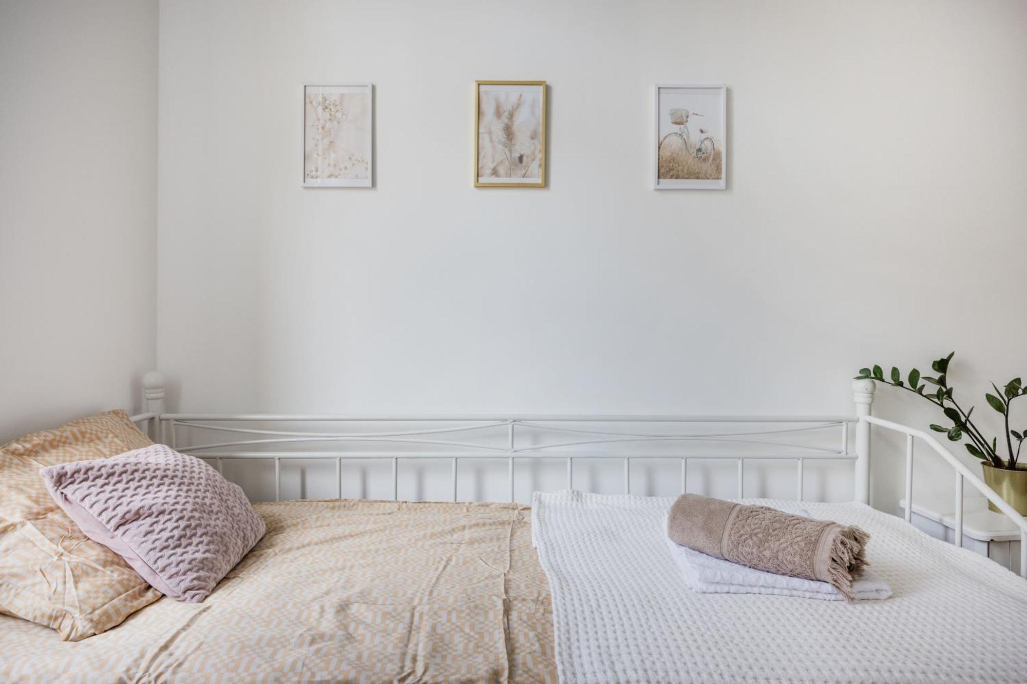Apartmán A Touch Of Provence And Pastels In The Centre Budapešť Exteriér fotografie